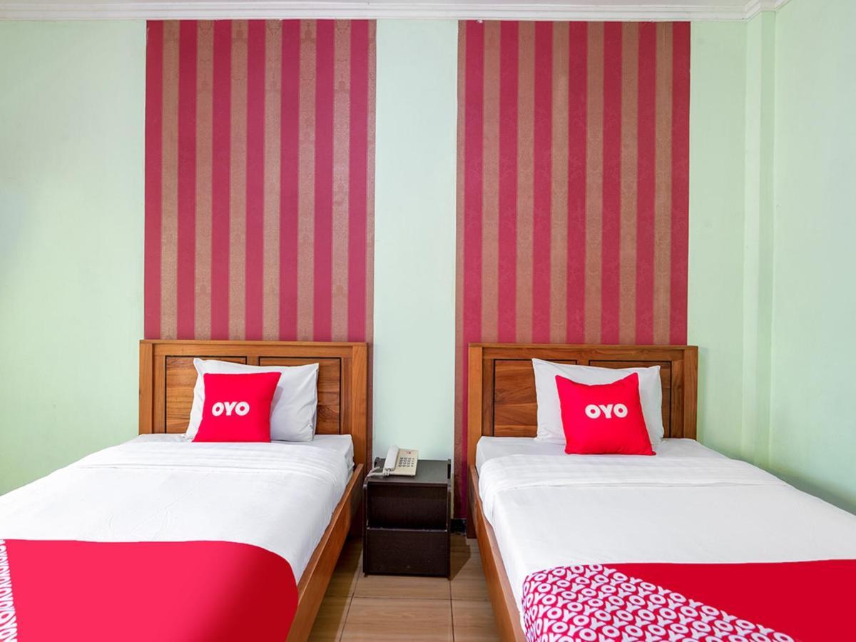 OYO 3749 Hotel Global Inn Syariah Sedati Exterior foto