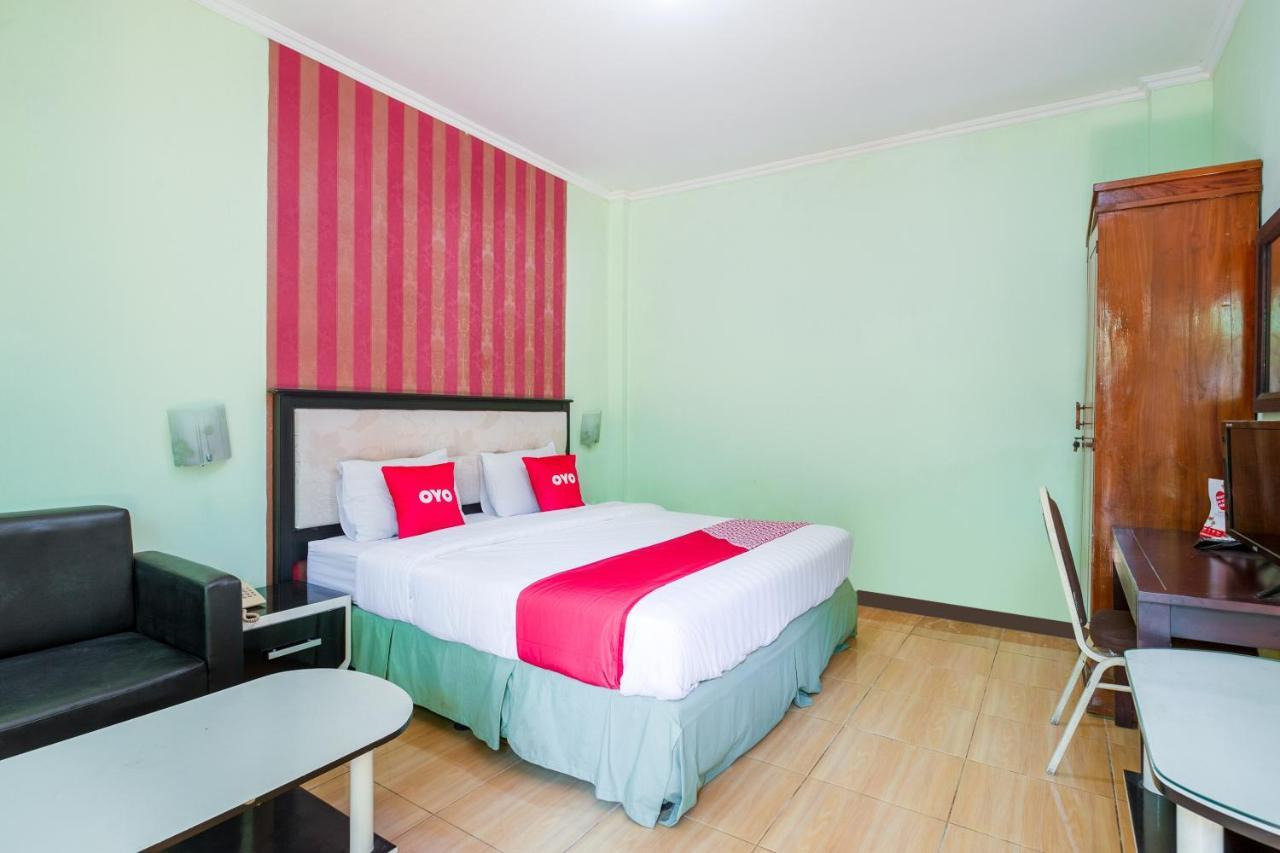 OYO 3749 Hotel Global Inn Syariah Sedati Exterior foto
